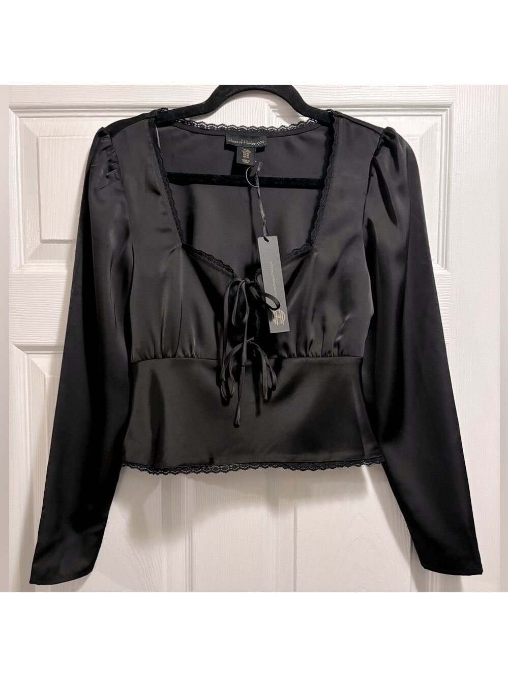 NWT House of Harlow 1960 Black Blouse Tie Front Long Sleeve Lace Trim Satin XS